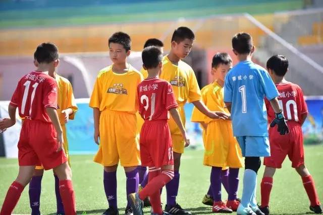 杜兰特11分太阳负雄鹿 阿德巴约三分绝杀活塞